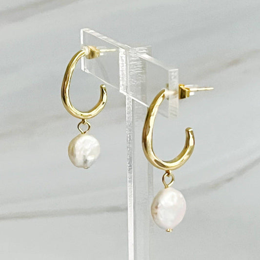 Dangle Pearl Earrings