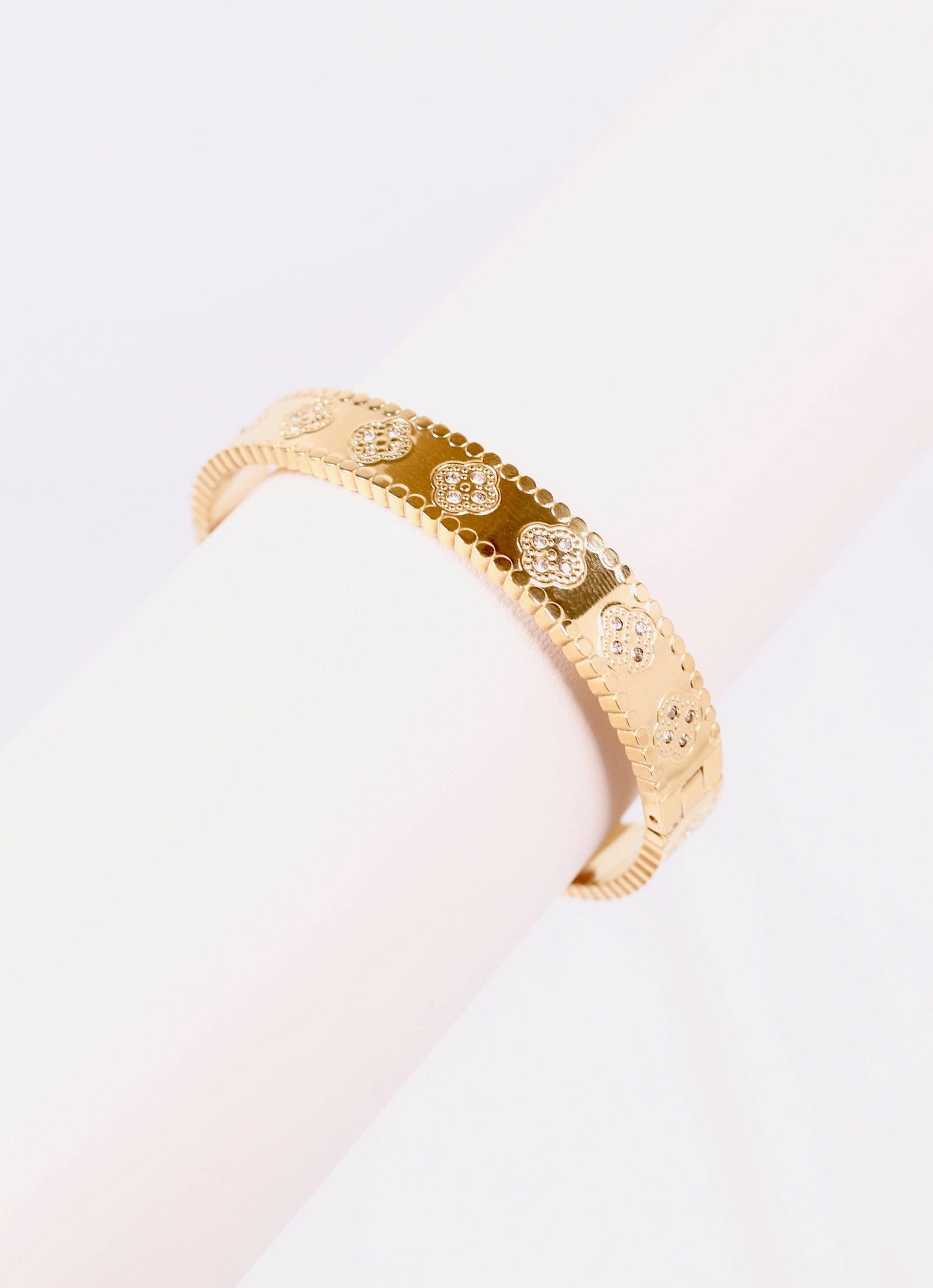 Large Clover Bangle