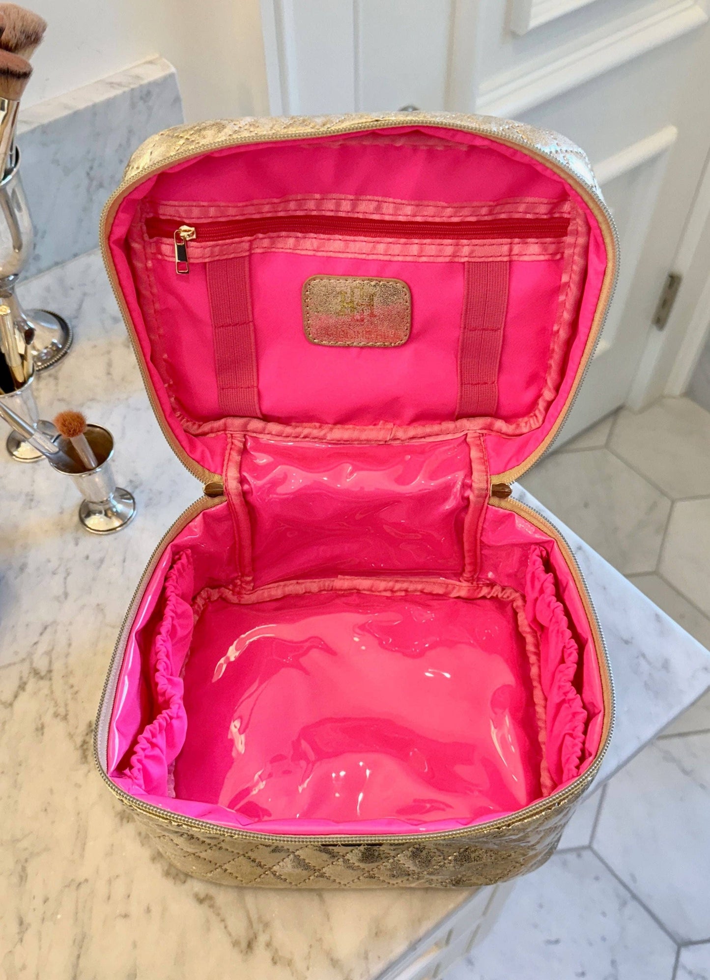 Champagne Pop Train Case