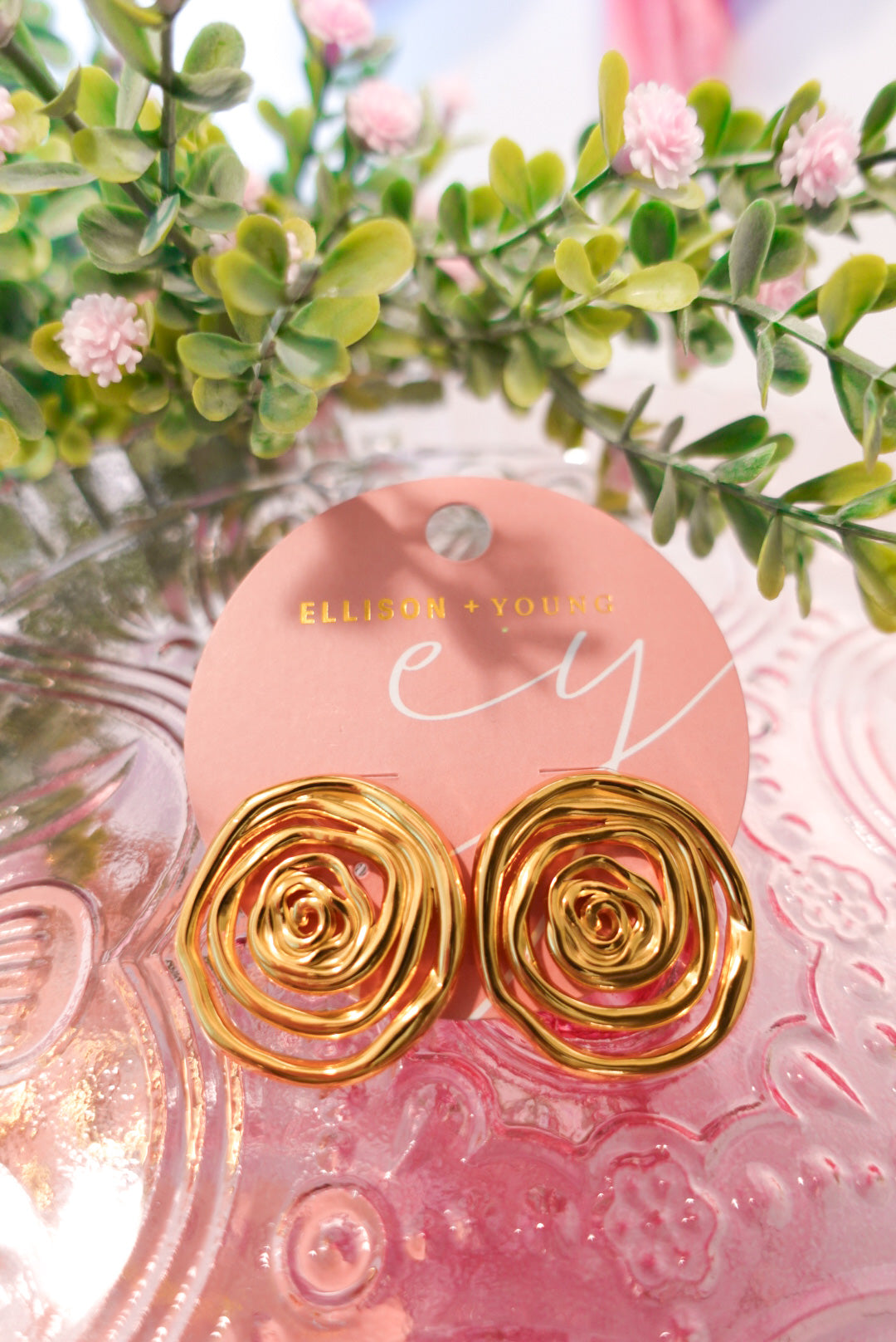 OMG Swirl Stud Earrings