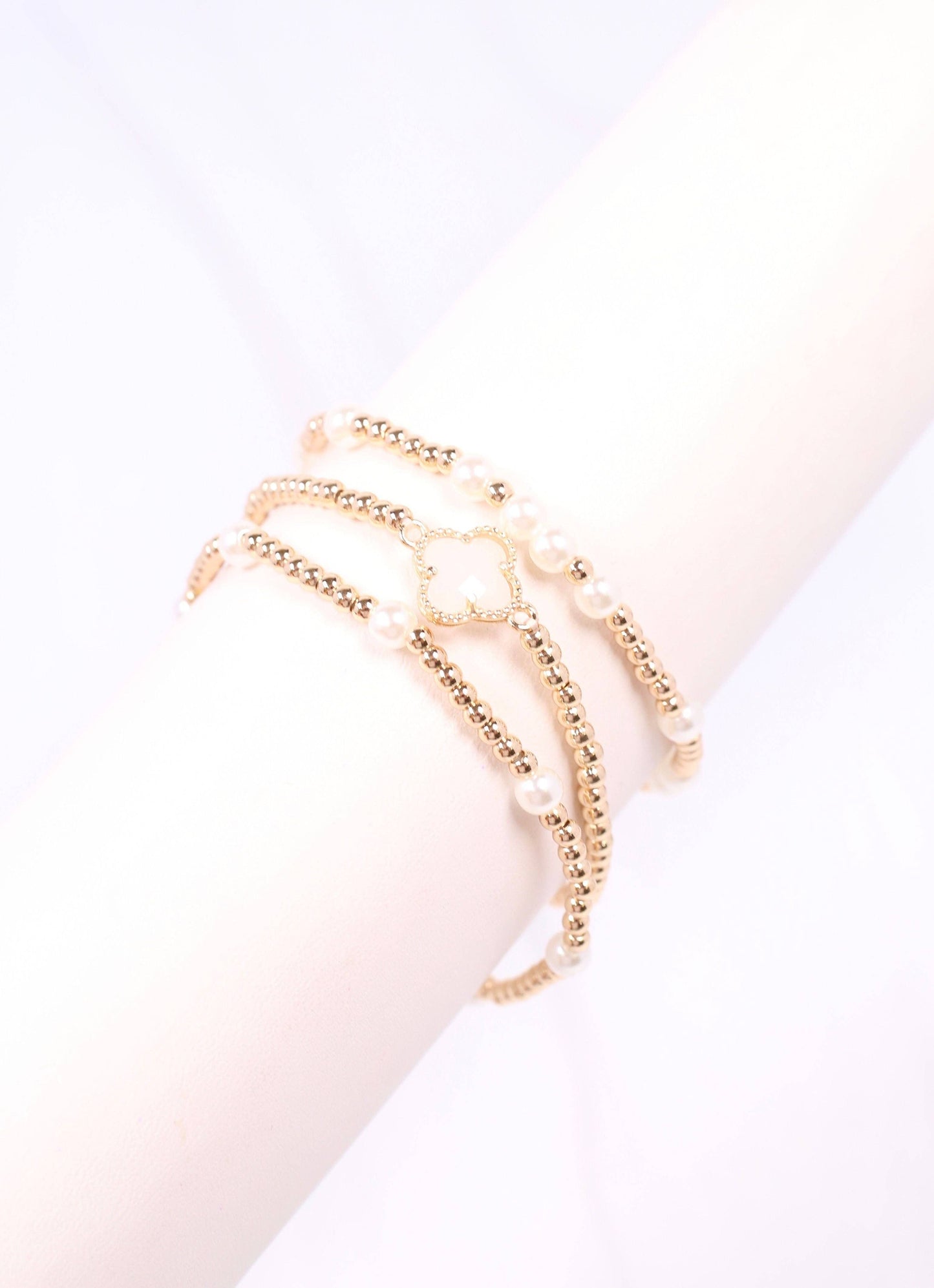 Clover Pearl Bracelet Set