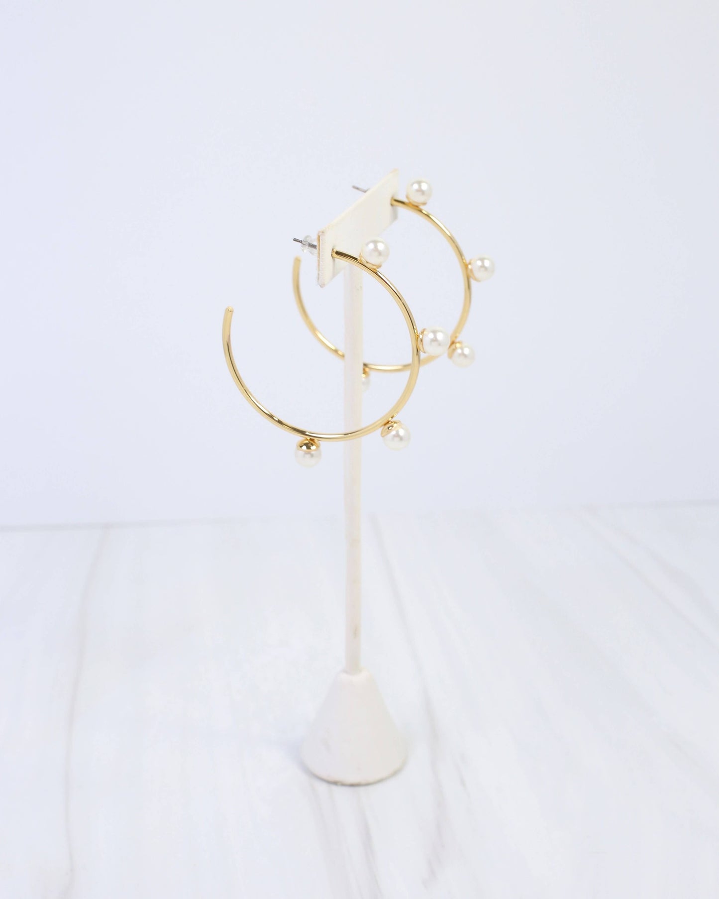 Pretty Pearl Earrings