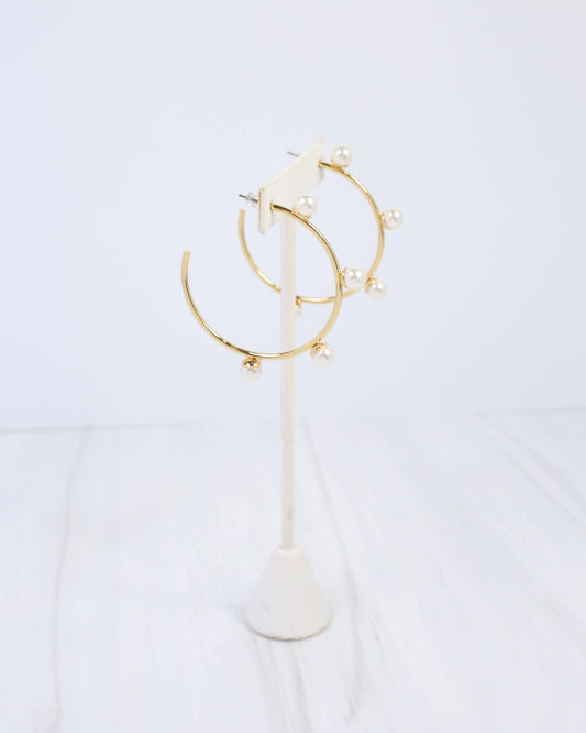 Pretty Pearl Earrings