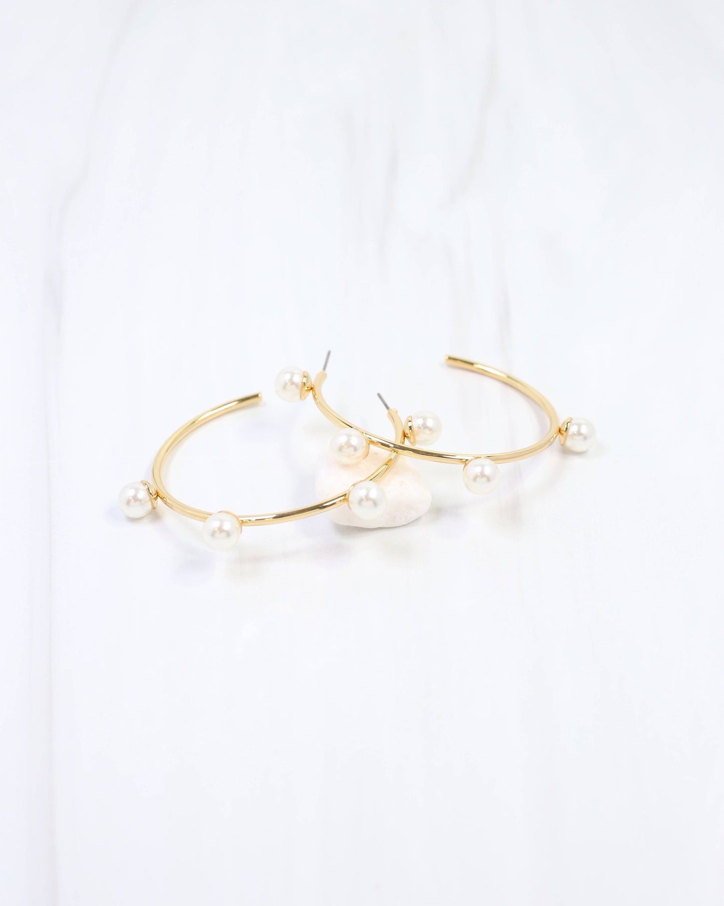 Pretty Pearl Earrings