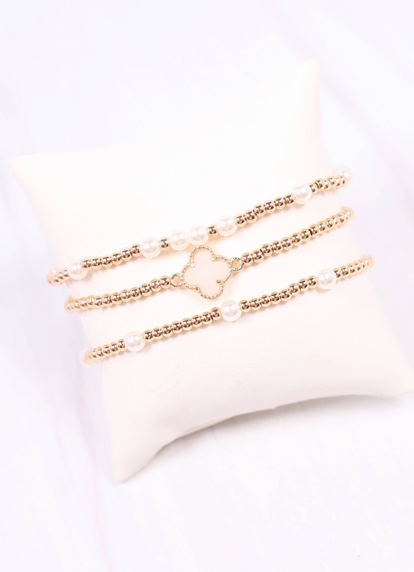 Clover Pearl Bracelet Set